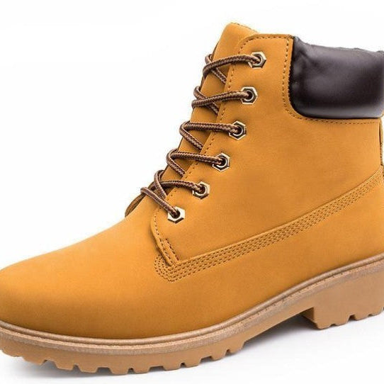 Veterschoenen met stevige zool en gevoerde schacht