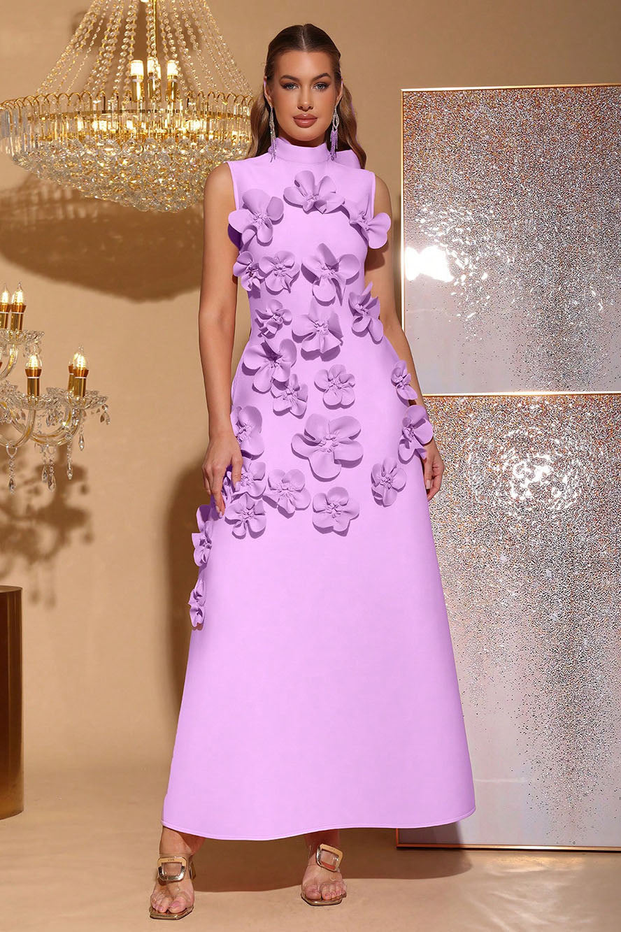 Flora Sculpt Dress | 3D Bloemenapplicatie | A-lijn Elegantie & Hoge Hals