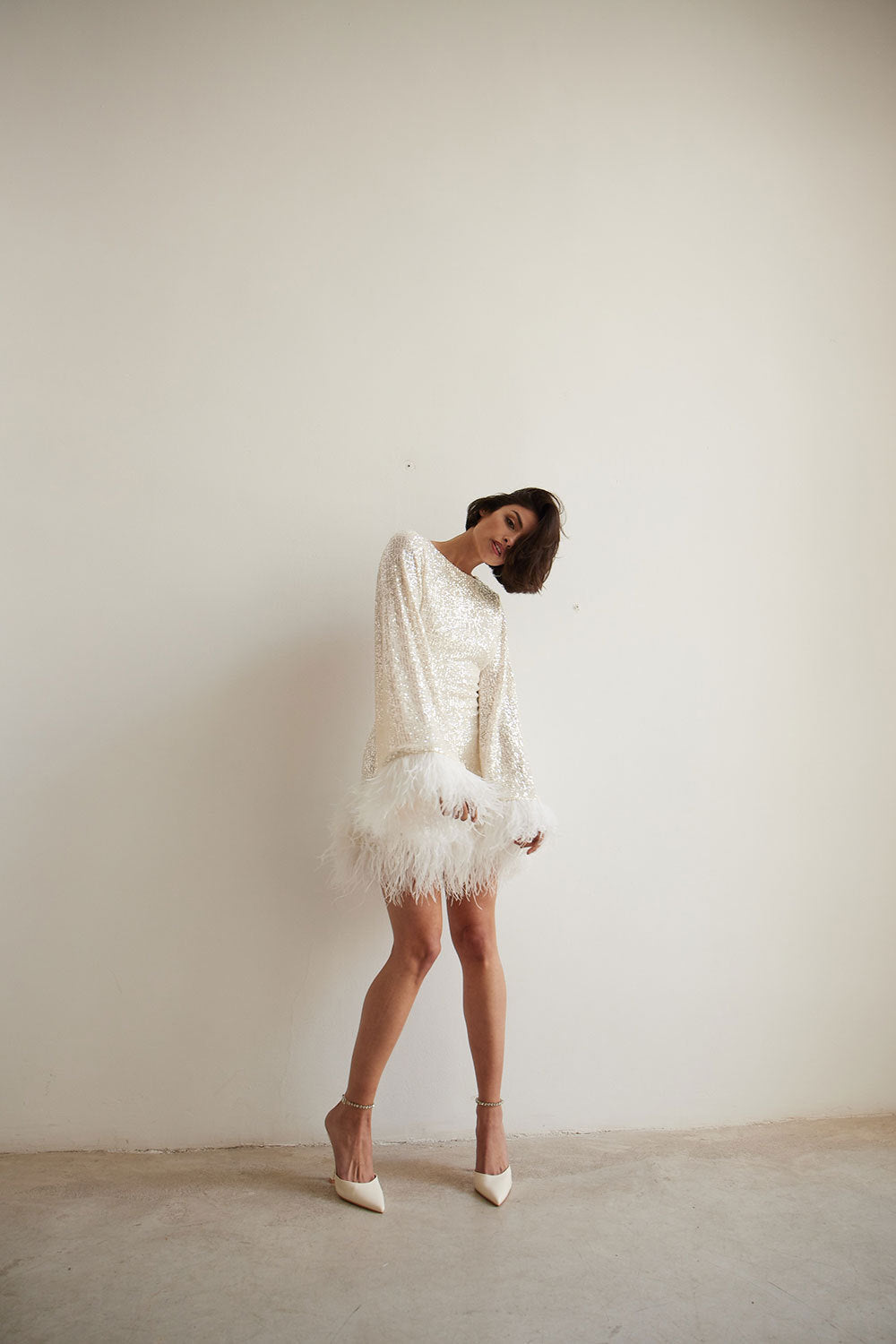 Celeste Feather Dress | Mini met Pailletten | Luxe & Glamour