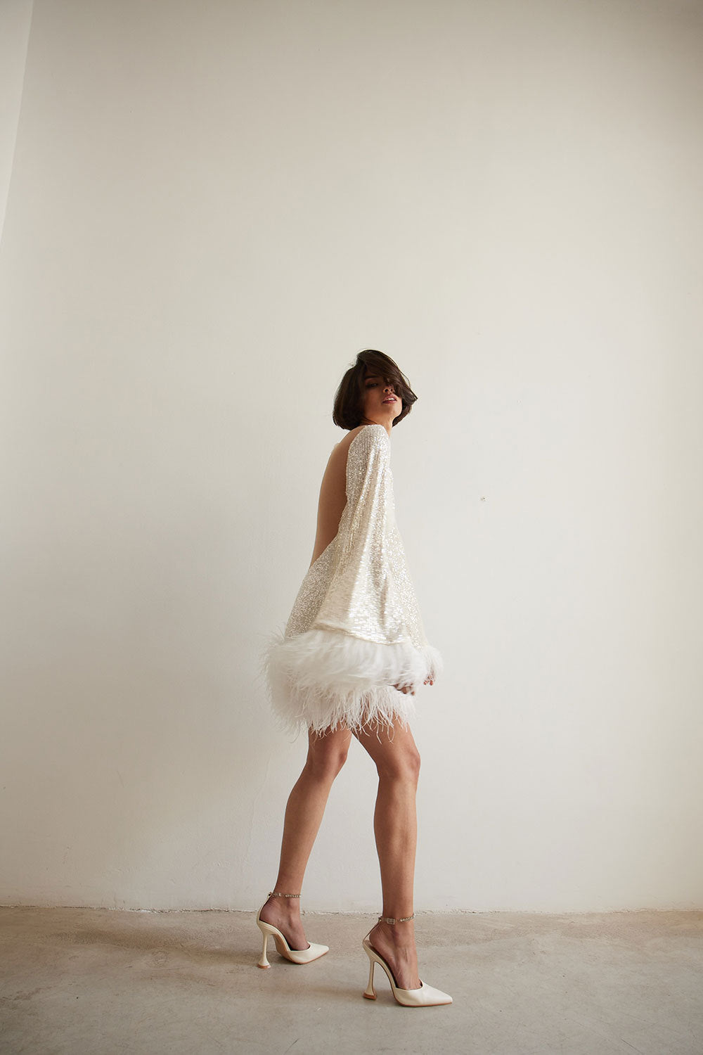 Celeste Feather Dress | Mini met Pailletten | Luxe & Glamour