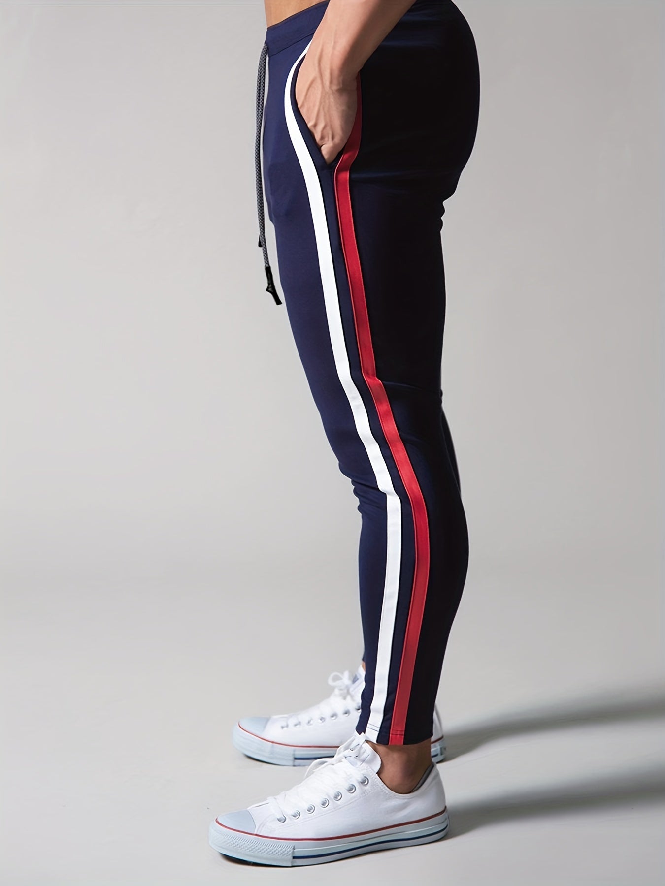 Tapered Trackpants met Zijstrepen | Slim Fit Gymwear | Stretch Comfort