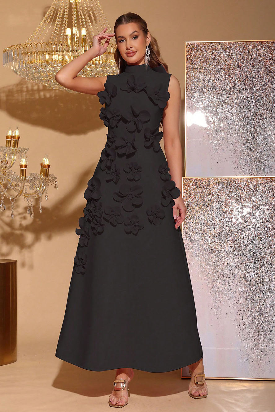 Flora Sculpt Dress | 3D Bloemenapplicatie | A-lijn Elegantie & Hoge Hals