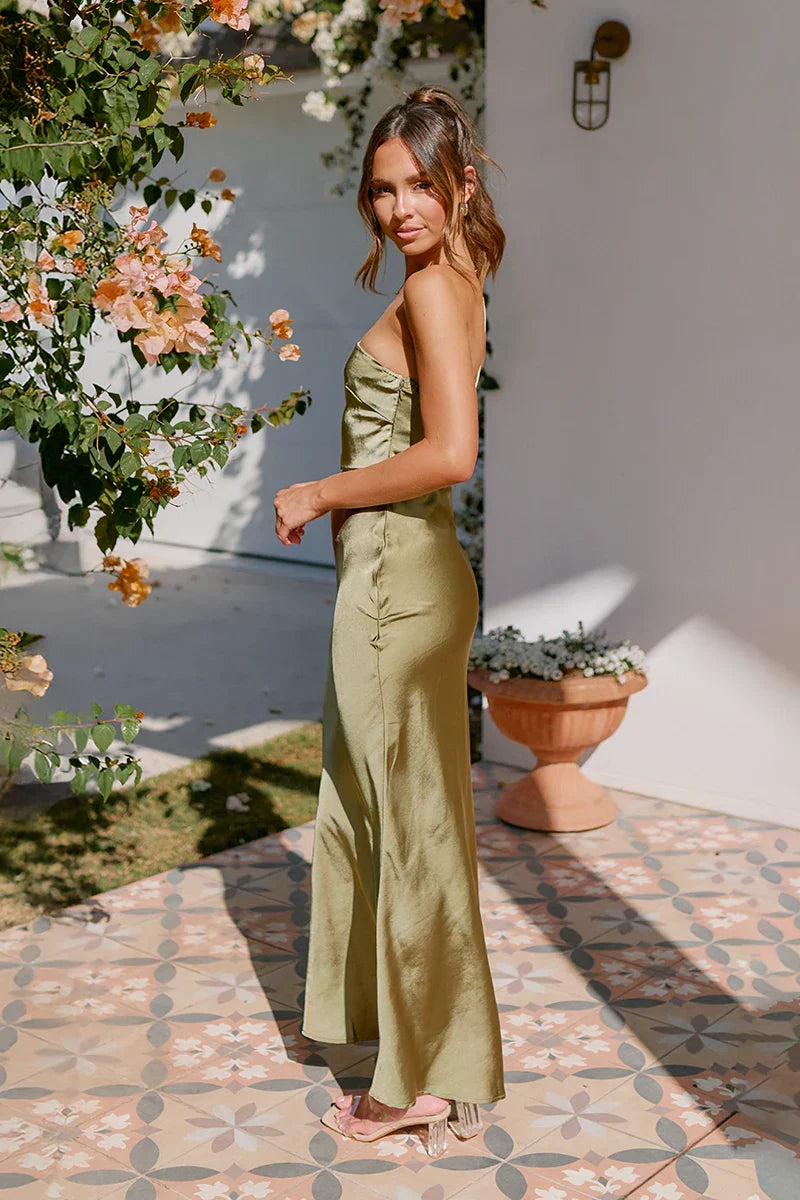 Olive One-Shoulder Dress | Satijnlook | Moderne Elegantie