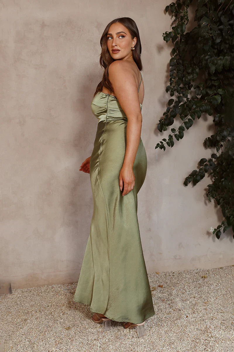 Olive One-Shoulder Dress | Satijnlook | Moderne Elegantie