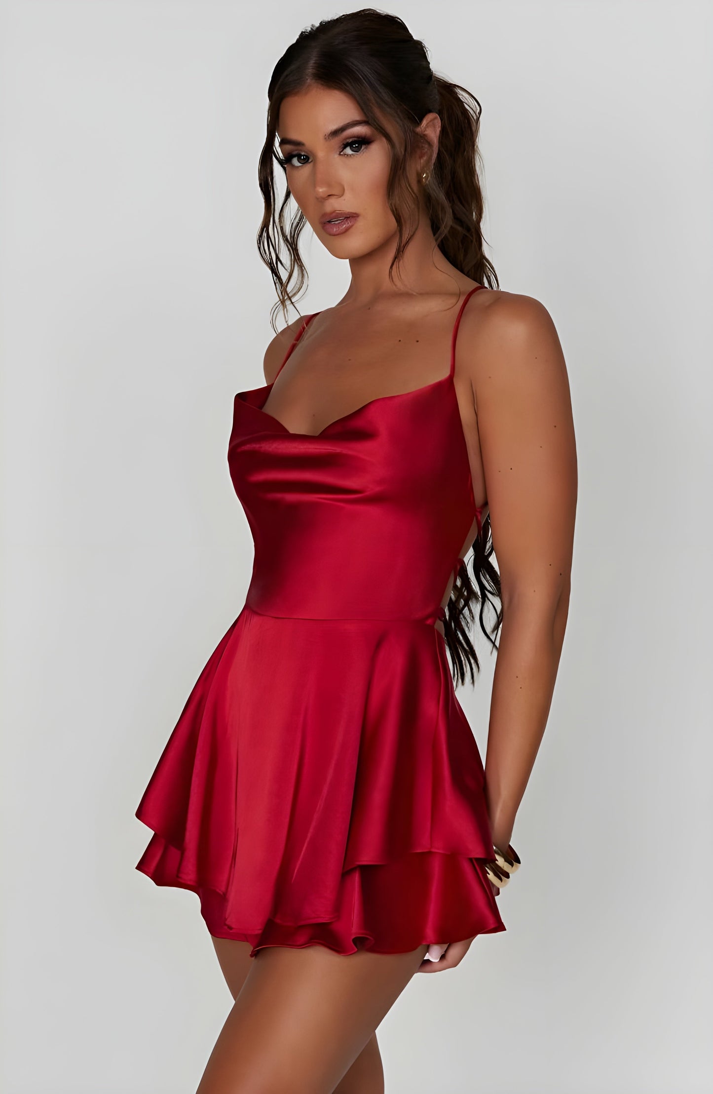 Bella Satin Dress | Luxe Mini | Glanzende Verleiding